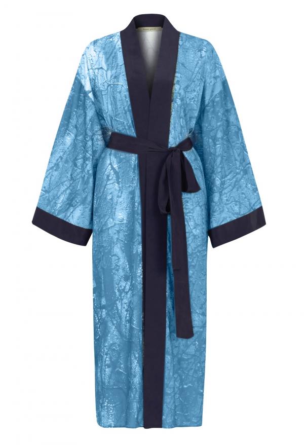 Vav in Breeze Blue Kaftan